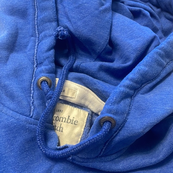 Ladies Abercrombie & Fitch hoodie - Picture 4 of 4